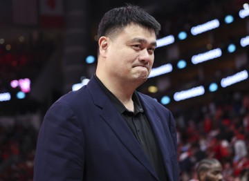 姚明：经历过数月的痛苦时刻&amp;谁都不愿相信 那段时间思维完全变形